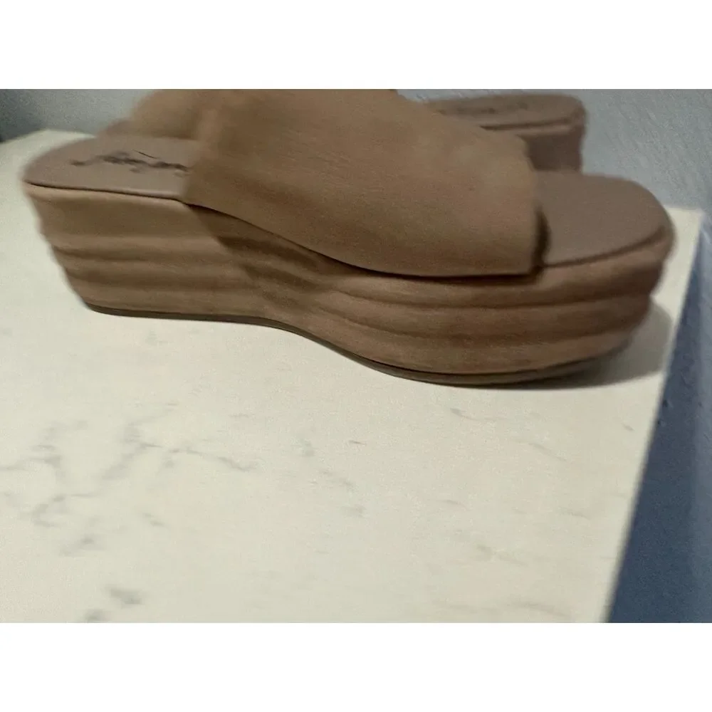 Free People Beige Leather Slip On Platform Slides Sandals Womens US 10 EU 41